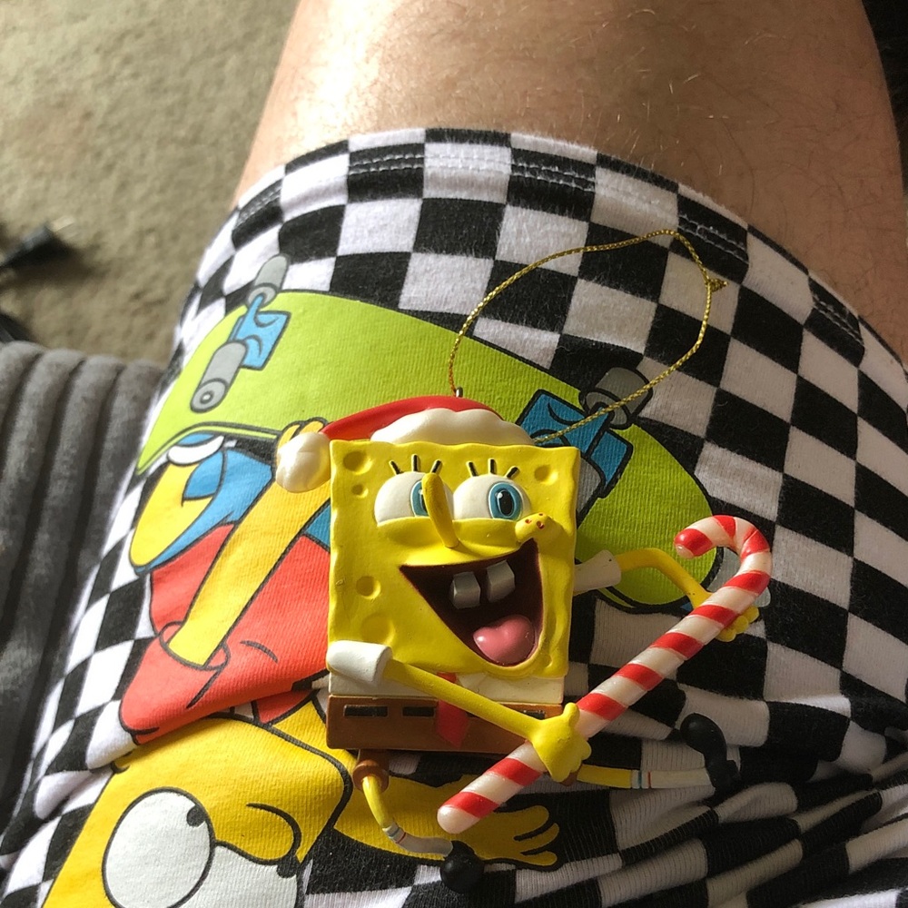 SpongeBob SquarePants Yellow Festive Ornament Clip with Red & White Candy Cane